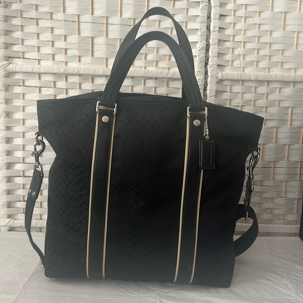 COACH- Extra Large Tote